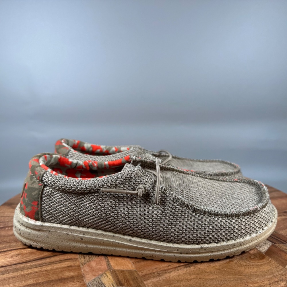 Hey Dude Wally Youth Shoes Tan‎ Camo Print Slip On Loafers Kids Size 3 NEW